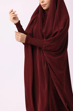 Load image into Gallery viewer, Maroon Jilbab 02 Piece / Prayer Set