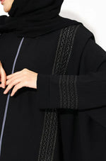 Load image into Gallery viewer, Black Zari Kaftan Abaya